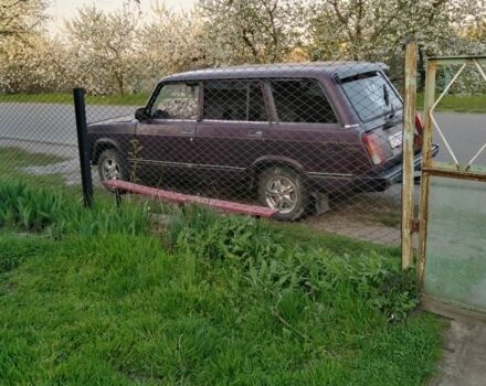 Фиолетовый ВАЗ 2104, объемом двигателя 1.5 л и пробегом 100 тыс. км за 1300 $, фото 5 на Automoto.ua