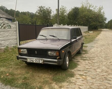 Фиолетовый ВАЗ 2104, объемом двигателя 1.5 л и пробегом 100 тыс. км за 500 $, фото 6 на Automoto.ua