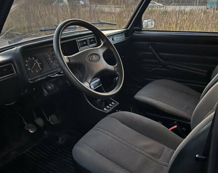 Фиолетовый ВАЗ 2104, объемом двигателя 1.5 л и пробегом 100 тыс. км за 950 $, фото 7 на Automoto.ua