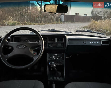 Фиолетовый ВАЗ 2104, объемом двигателя 1.5 л и пробегом 100 тыс. км за 1100 $, фото 5 на Automoto.ua