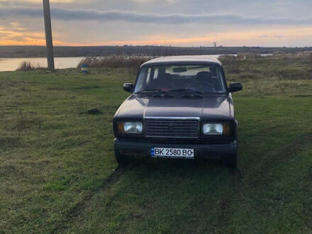 Фіолетовий ВАЗ 2104, об'ємом двигуна 1.45 л та пробігом 1 тис. км за 829 $, фото 1 на Automoto.ua