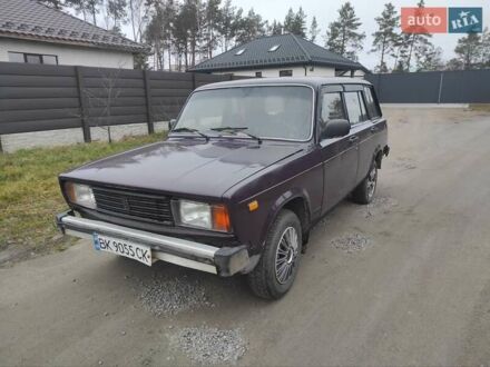 Фиолетовый ВАЗ 2104, объемом двигателя 1.45 л и пробегом 80 тыс. км за 950 $, фото 1 на Automoto.ua
