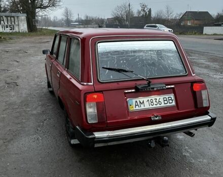 Красный ВАЗ 2104, объемом двигателя 1.5 л и пробегом 20 тыс. км за 947 $, фото 2 на Automoto.ua