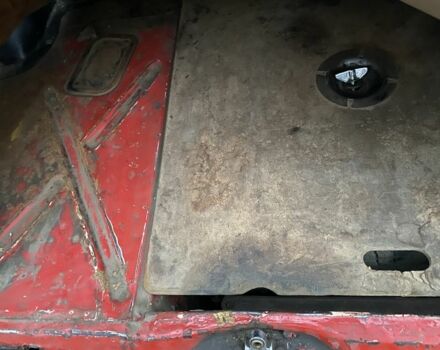 Красный ВАЗ 2104, объемом двигателя 1.5 л и пробегом 55 тыс. км за 344 $, фото 6 на Automoto.ua