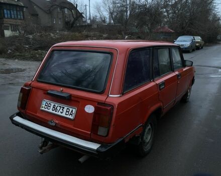 Красный ВАЗ 2104, объемом двигателя 1.5 л и пробегом 55 тыс. км за 344 $, фото 3 на Automoto.ua