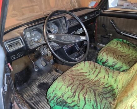 Красный ВАЗ 2104, объемом двигателя 0 л и пробегом 2 тыс. км за 700 $, фото 2 на Automoto.ua