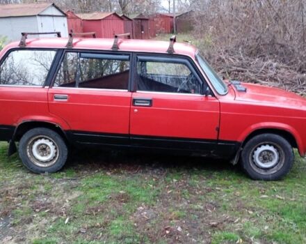 Красный ВАЗ 2104, объемом двигателя 1.3 л и пробегом 300 тыс. км за 643 $, фото 6 на Automoto.ua