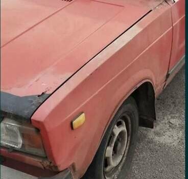 Красный ВАЗ 2104, объемом двигателя 1.3 л и пробегом 150 тыс. км за 512 $, фото 3 на Automoto.ua