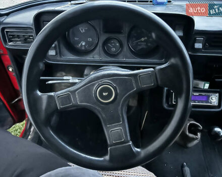 Красный ВАЗ 2104, объемом двигателя 1.5 л и пробегом 500 тыс. км за 1000 $, фото 7 на Automoto.ua