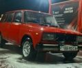 Красный ВАЗ 2104, объемом двигателя 1 л и пробегом 120 тыс. км за 949 $, фото 1 на Automoto.ua