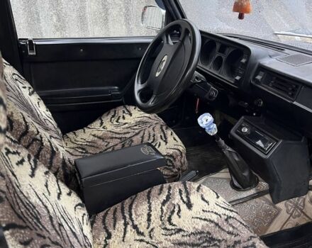 Красный ВАЗ 2104, объемом двигателя 1.3 л и пробегом 230 тыс. км за 600 $, фото 3 на Automoto.ua