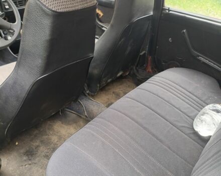 Красный ВАЗ 2104, объемом двигателя 8 л и пробегом 111 тыс. км за 700 $, фото 3 на Automoto.ua