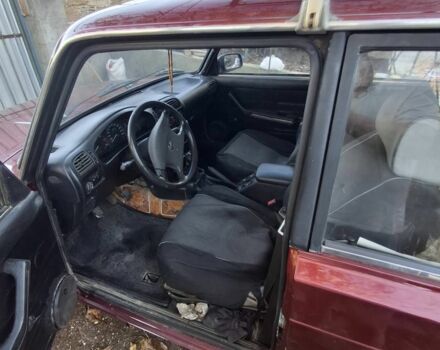 Красный ВАЗ 2104, объемом двигателя 0 л и пробегом 300 тыс. км за 1000 $, фото 3 на Automoto.ua