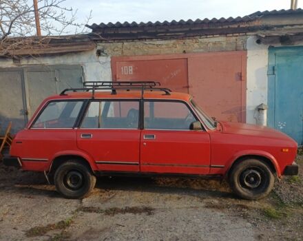 Красный ВАЗ 2104, объемом двигателя 1.5 л и пробегом 1000 тыс. км за 827 $, фото 2 на Automoto.ua