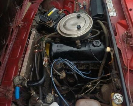 Красный ВАЗ 2104, объемом двигателя 1.5 л и пробегом 300 тыс. км за 549 $, фото 19 на Automoto.ua