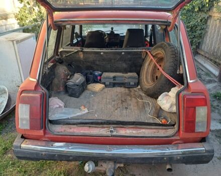 Красный ВАЗ 2104, объемом двигателя 0 л и пробегом 200 тыс. км за 263 $, фото 4 на Automoto.ua