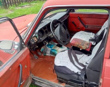 Красный ВАЗ 2104, объемом двигателя 0 л и пробегом 100 тыс. км за 365 $, фото 3 на Automoto.ua