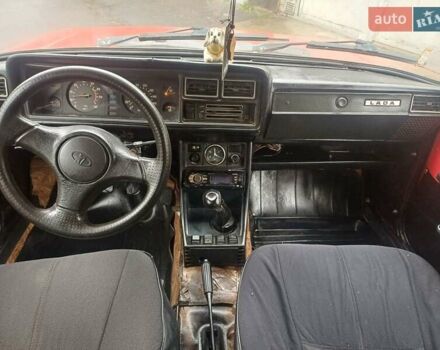 Красный ВАЗ 2104, объемом двигателя 1.5 л и пробегом 300 тыс. км за 549 $, фото 8 на Automoto.ua