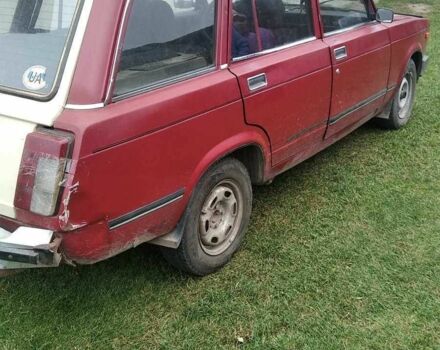 Красный ВАЗ 2104, объемом двигателя 1.5 л и пробегом 150 тыс. км за 300 $, фото 3 на Automoto.ua