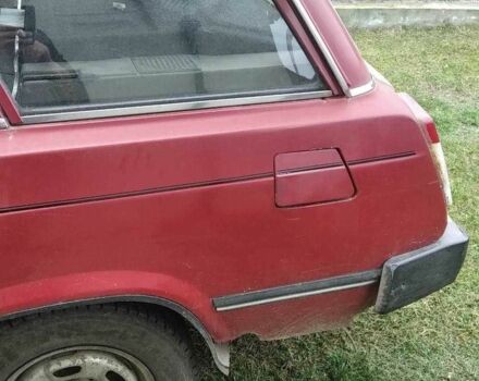 Красный ВАЗ 2104, объемом двигателя 1.5 л и пробегом 150 тыс. км за 300 $, фото 2 на Automoto.ua
