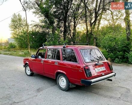 Красный ВАЗ 2104, объемом двигателя 1.5 л и пробегом 300 тыс. км за 1200 $, фото 2 на Automoto.ua