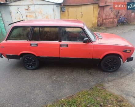 Красный ВАЗ 2104, объемом двигателя 1.5 л и пробегом 300 тыс. км за 549 $, фото 1 на Automoto.ua