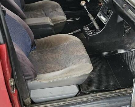 Красный ВАЗ 2104, объемом двигателя 1.5 л и пробегом 200 тыс. км за 800 $, фото 4 на Automoto.ua