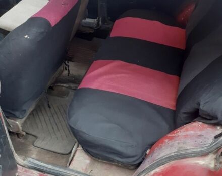 Красный ВАЗ 2104, объемом двигателя 0 л и пробегом 150 тыс. км за 592 $, фото 5 на Automoto.ua