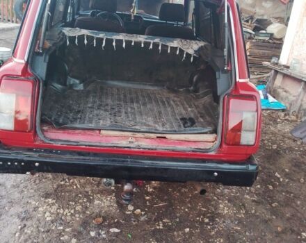 Червоний ВАЗ 2104, об'ємом двигуна 1.5 л та пробігом 35 тис. км за 608 $, фото 8 на Automoto.ua