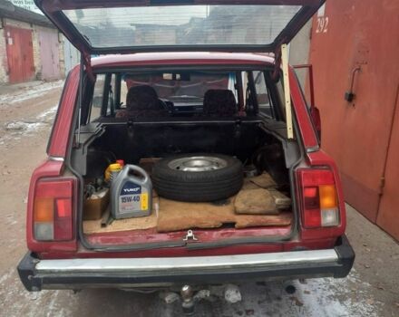 Красный ВАЗ 2104, объемом двигателя 1.5 л и пробегом 150 тыс. км за 900 $, фото 4 на Automoto.ua