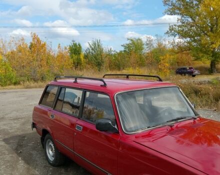 ВАЗ 2104 1994 в Краматорске на Automoto.ua Красный ВАЗ 2104, объемом двигателя 1.5 л и пробегом 200 тыс. км за 961 $, фото 4 на Automoto.ua