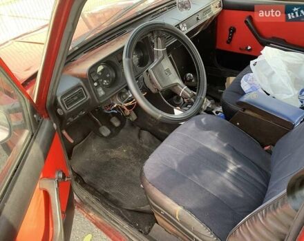 Красный ВАЗ 2104, объемом двигателя 1.5 л и пробегом 75 тыс. км за 1073 $, фото 5 на Automoto.ua