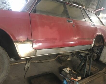 Красный ВАЗ 2104, объемом двигателя 1.6 л и пробегом 100 тыс. км за 271 $, фото 5 на Automoto.ua