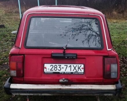 Красный ВАЗ 2104, объемом двигателя 1.5 л и пробегом 300 тыс. км за 414 $, фото 3 на Automoto.ua