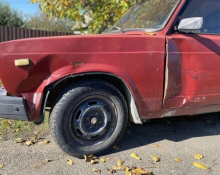 Красный ВАЗ 2104, объемом двигателя 1.5 л и пробегом 471 тыс. км за 565 $, фото 5 на Automoto.ua