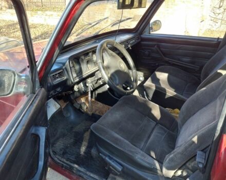 Красный ВАЗ 2104, объемом двигателя 1.5 л и пробегом 350 тыс. км за 650 $, фото 4 на Automoto.ua