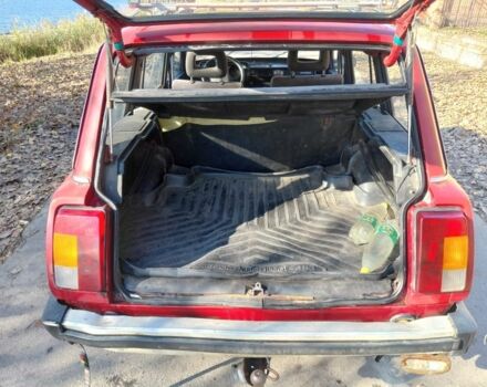 Красный ВАЗ 2104, объемом двигателя 1.5 л и пробегом 350 тыс. км за 650 $, фото 3 на Automoto.ua