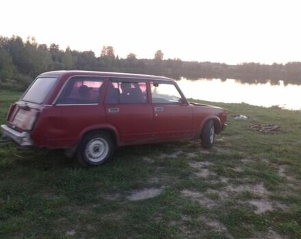 ВАЗ 2104 1998 в Шостке на Automoto.ua Красный ВАЗ 2104, объемом двигателя 0 л и пробегом 70 тыс. км за 238 $, фото 2 на Automoto.ua