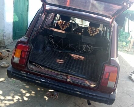 Красный ВАЗ 2104, объемом двигателя 0 л и пробегом 90 тыс. км за 597 $, фото 1 на Automoto.ua