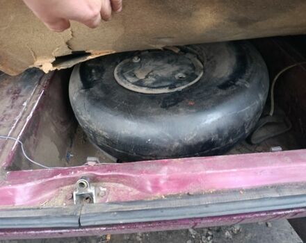 Красный ВАЗ 2104, объемом двигателя 3 л и пробегом 1000 тыс. км за 1000 $, фото 3 на Automoto.ua