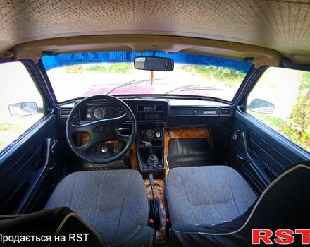 Красный ВАЗ 2104, объемом двигателя 1.5 л и пробегом 201 тыс. км за 1300 $, фото 4 на Automoto.ua