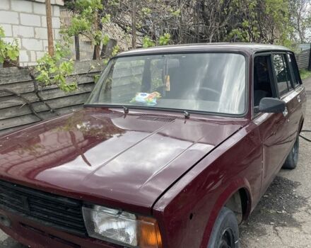 Красный ВАЗ 2104, объемом двигателя 1.5 л и пробегом 200 тыс. км за 846 $, фото 1 на Automoto.ua
