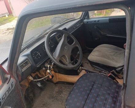Красный ВАЗ 2104, объемом двигателя 1 л и пробегом 74 тыс. км за 606 $, фото 4 на Automoto.ua