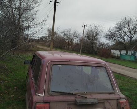 Красный ВАЗ 2104, объемом двигателя 0 л и пробегом 5 тыс. км за 639 $, фото 2 на Automoto.ua