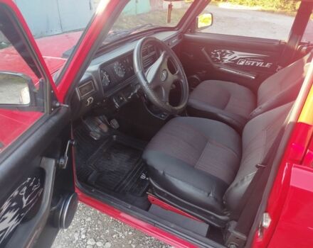 Красный ВАЗ 2104, объемом двигателя 1.5 л и пробегом 69 тыс. км за 2500 $, фото 4 на Automoto.ua