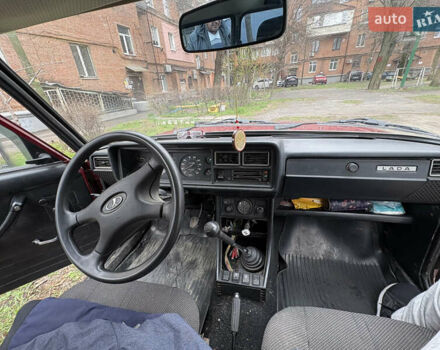 Красный ВАЗ 2104, объемом двигателя 1.5 л и пробегом 150 тыс. км за 1100 $, фото 6 на Automoto.ua