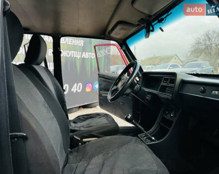 Красный ВАЗ 2104, объемом двигателя 1.5 л и пробегом 220 тыс. км за 1050 $, фото 17 на Automoto.ua