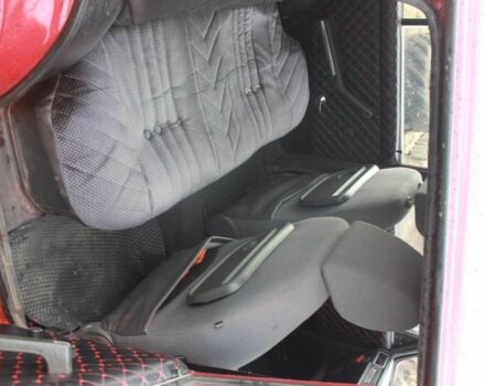 ВАЗ 2104 2007 в Городище на Automoto.ua Красный ВАЗ 2104, объемом двигателя 1.5 л и пробегом 200 тыс. км за 1000 $, фото 4 на Automoto.ua