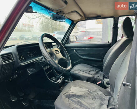 Красный ВАЗ 2104, объемом двигателя 1.5 л и пробегом 220 тыс. км за 1050 $, фото 8 на Automoto.ua