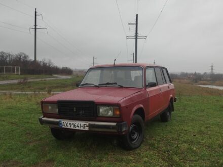 Красный ВАЗ 2104, объемом двигателя 1.5 л и пробегом 999 тыс. км за 427 $, фото 1 на Automoto.ua